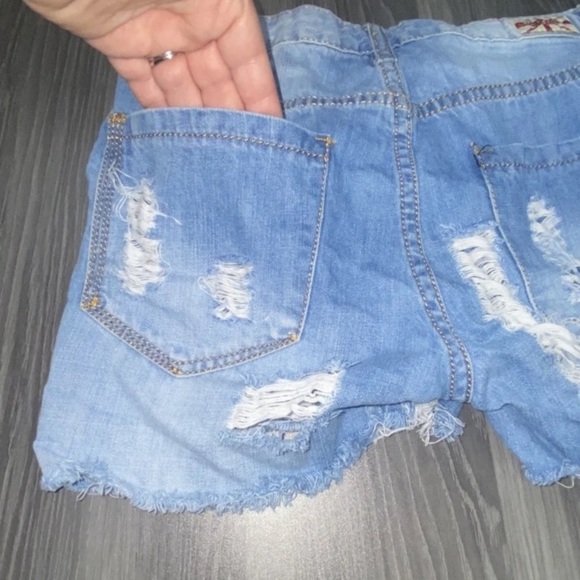 Machine Pour Neuf Mode Cut-Off Denim Jean Shorts Frayed Distressed Sz Medium. - Picture 5 of 12